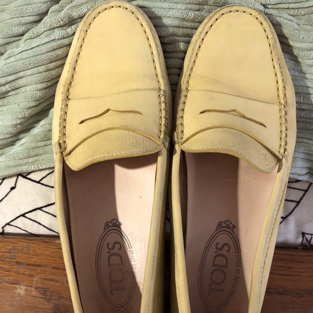 Tod’s Gommino Yellow womens driving loafers